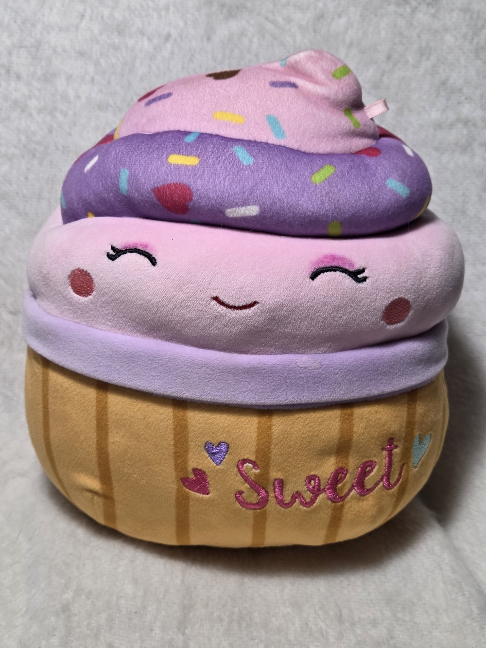 KIMMIE the Cupcake Squishmallows 8" Pink Purple Valentine Squad NO HANGTAG